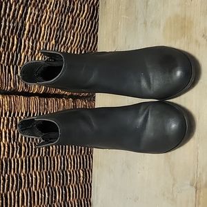 Michael by Michael Shannon Ginnie Booties